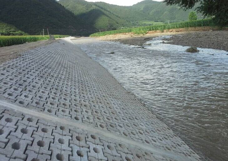 连锁河道护坡